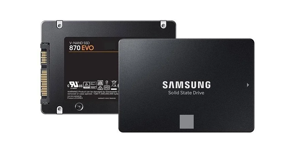 Samsung 870 EVO SATA SSD - Bouw Je Eigen PC,Waarom Je Je Eigen PC Zou Moeten Bouwen,Stapsgewijze Handleiding voor het Bouwen van Je Eigen PC,Wat is een modulaire voeding,Moederborden,CPU (Processors),Geheugen (RAM) DDR5,Grafische Kaarten,CPU Koelers,Opslagapparaten,harde schijven,Behuizingen,Voedingen,modulaire voeding,Bouw Je PC,Installeer Het Besturingssysteem,Betaalde Windows 11,Microsoft media creation tool,Download Windows 11 ISO,Maak een opstartbare USB-stick,Start de pc op vanaf de USB-stick,Installeer Windows 11,Handleiding voor het bouwen van je eigen pc download,eigen pc bouwen,hoe bouw je een gaming pc,is een pc bouwen moeilijk,pc in elkaar zetten,computer in elkaar laten zetten